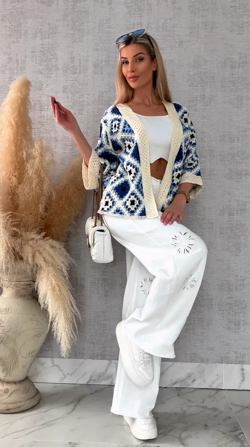 Modna oryginalna szydełkowa narzutka ONE SIZE blue - R692