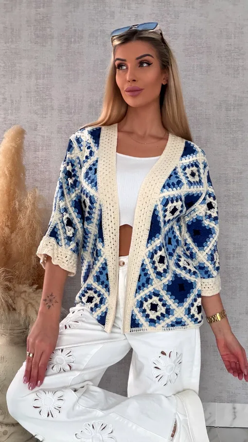 Modna oryginalna szydełkowa narzutka ONE SIZE blue - R692