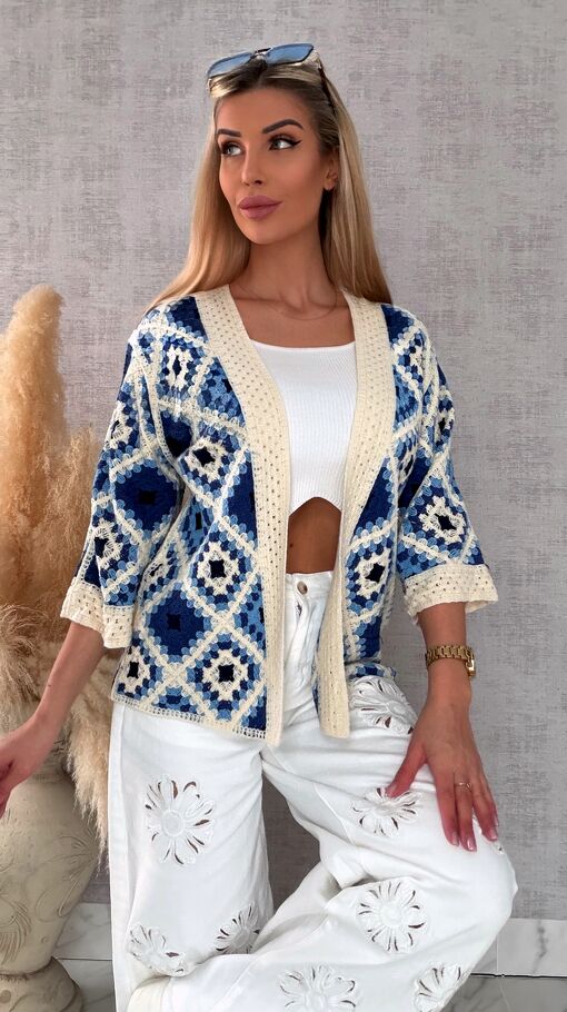 Modna oryginalna szydełkowa narzutka ONE SIZE blue - R692