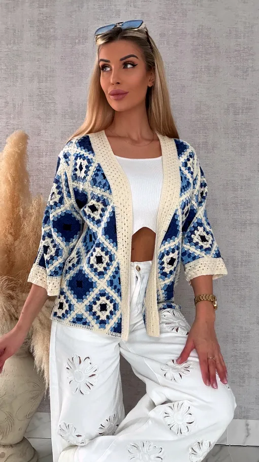 Modna oryginalna szydełkowa narzutka ONE SIZE blue - R692