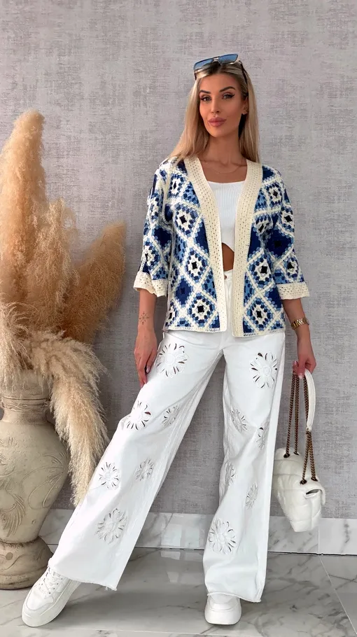 Modna oryginalna szydełkowa narzutka ONE SIZE blue - R692