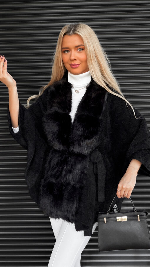 Oryginalne czarne ponczo w stylu ALPAKI z futerkiem ONE SIZE - S534
