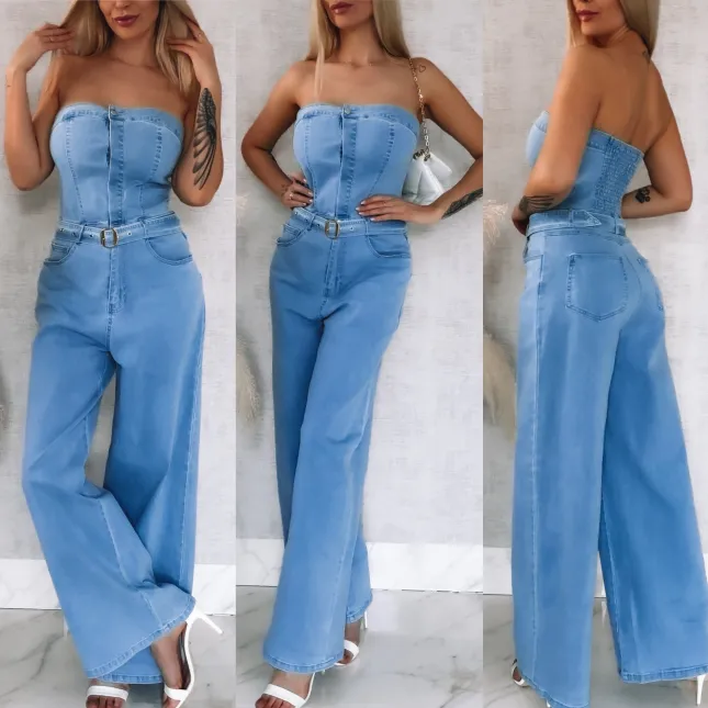 Elastyczny jeansowy kombinezon z odkrytym dekoltem BLUE JEANS - R779