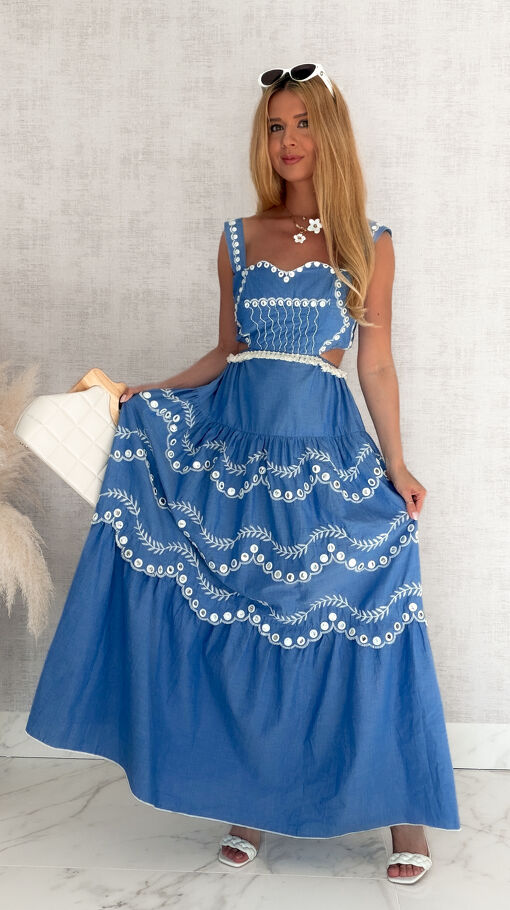 Maxi bawełniana sukienka w stylu BOHO z odkrytymi plecami BLUE - S169