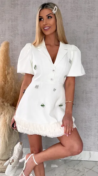 Super elegancka sukienka z kwiatowymi cyrkoniami WHITE - R693