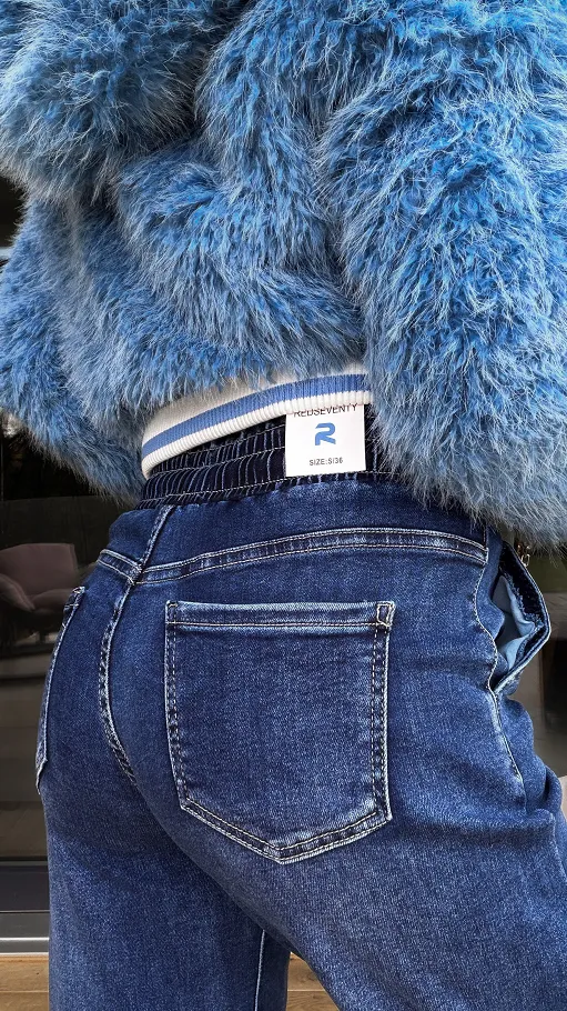 Elastyczne spodnie jeansowe BALLOON FIT z gumą w pasie BLUE JEANS - R230