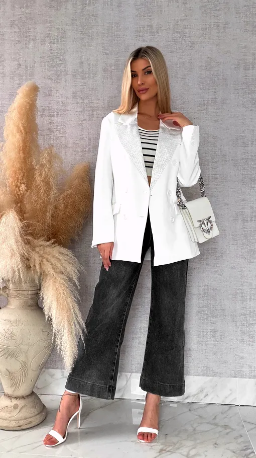Luźna biała marynarka OVERSIZE zdobiona cekinami - R497