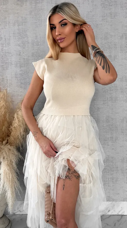 Wyjątkowa sukienka dzianinowa z tiulem ONE SIZE jasny beż - R571