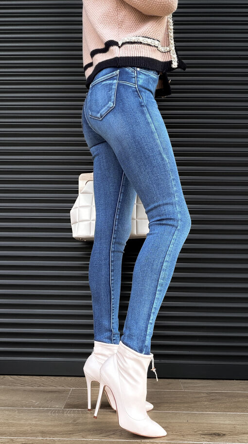 Wyjątkowe elastyczne spodnie jeansowe rurki PUSH UP blue jeans - S419
