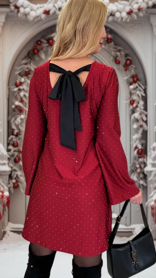 Bordowa sukienka w mini cyrkonie z wiązaniem na plecach - P060