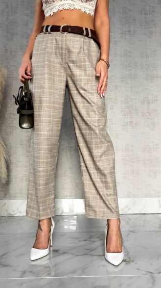 Eleganckie spodnie w kartkę z brązowym paskiem - R525