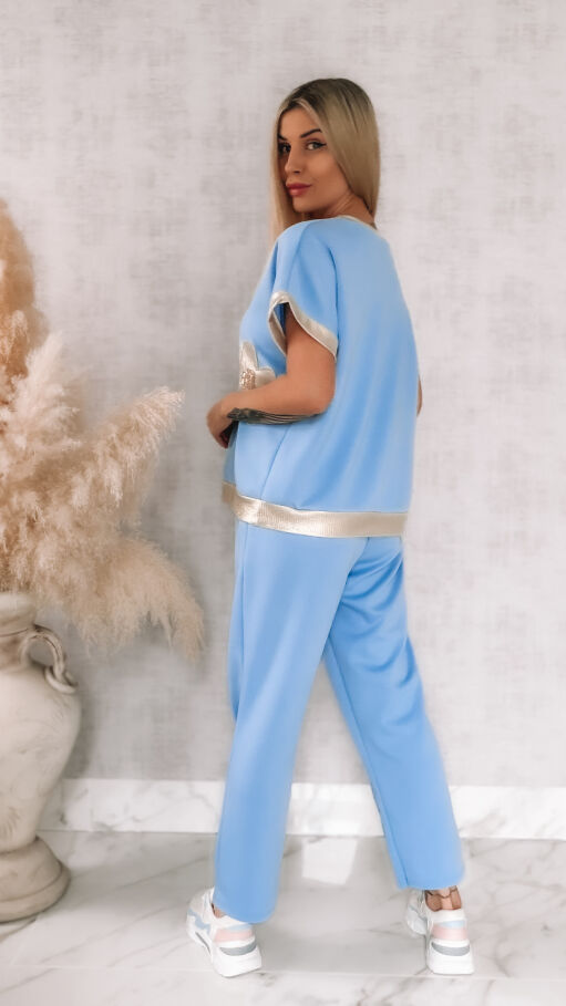 Idealny niebieski komplet dresowy ze złotymi dodatkami ONE SIZE - R955