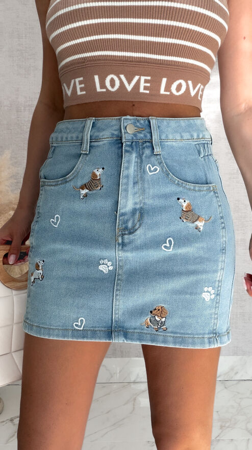 Elastyczna jeansowa spódniczka z haftowanymi pieskami BLUE JEANS - S173