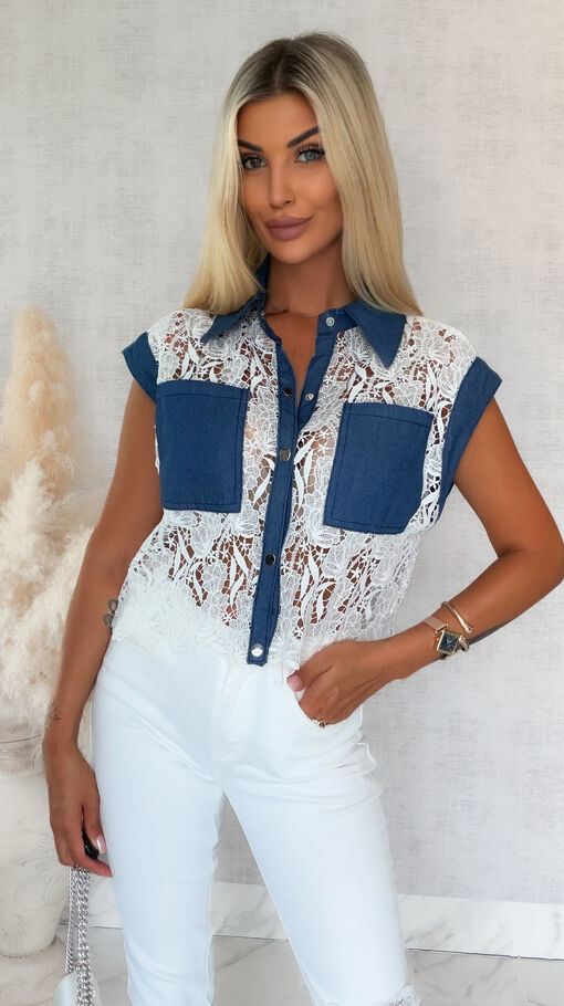 Elegancka bluzka z białej gipiury z jeansowymi wstawkami - S177