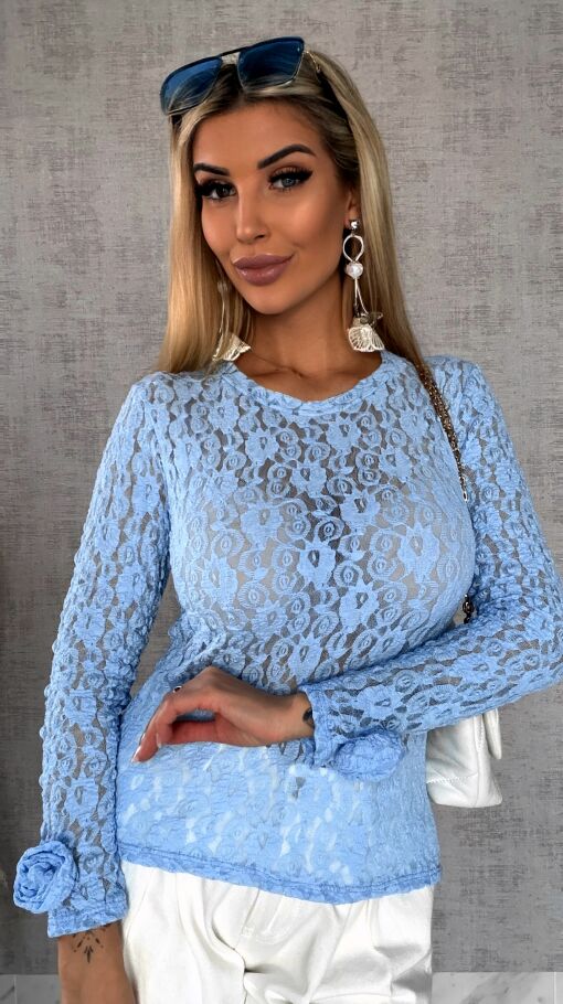 Niebieska bluzka z koronki z różami na rękawach ONE SIZE - R558B