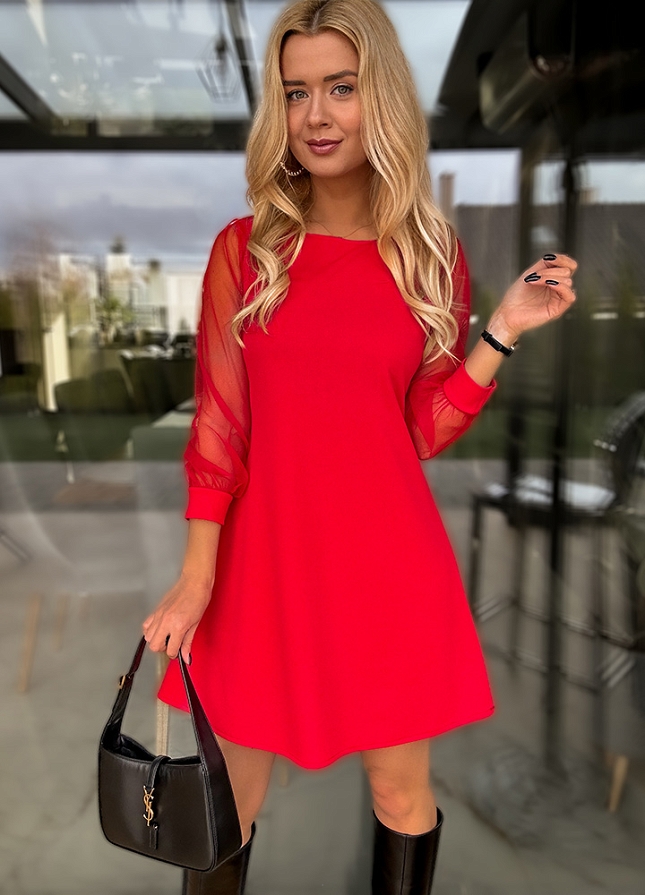 Elegancka czerwona sukienka o kroju w literę A - M481A