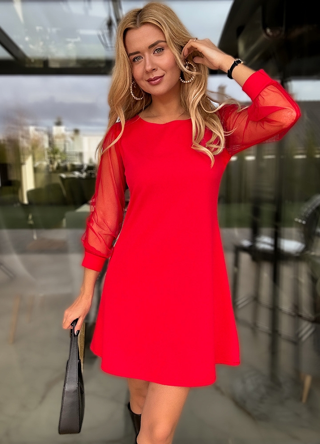 Elegancka czerwona sukienka o kroju w literę A - M481A