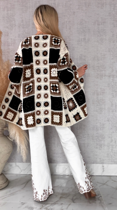 Wiosenna szydełkowa narzutka ONE SIZE brązowa - R645C