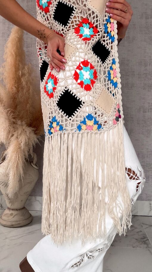 Oryginalna beżowa narzutka BOHO kamizelka z frędzlami ONE SIZE - R701B