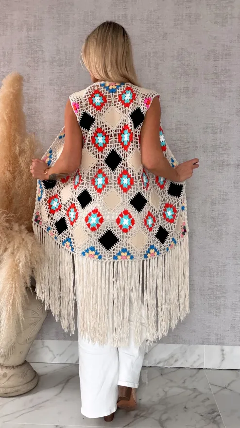 Oryginalna beżowa narzutka BOHO kamizelka z frędzlami ONE SIZE - R701B