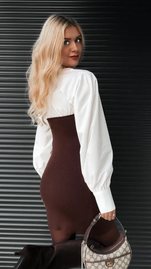 Elegancka czekoladowa sukienka z białą koszulą ONE SIZE - R350