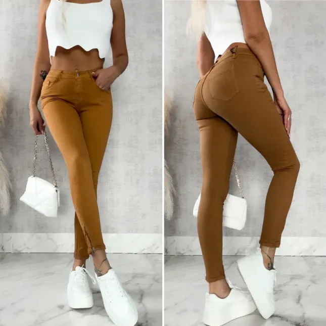 Elastyczne spodnie jeansowe RURKI z zamkami na nogawkach CAMEL - R260