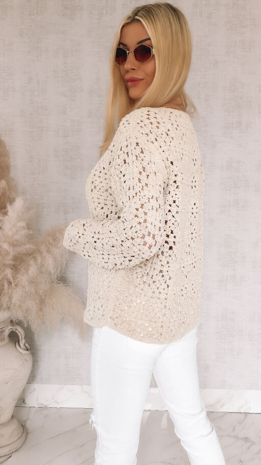 Ażurowy sweter z wiskozy w kolorze ECRU one size - R964