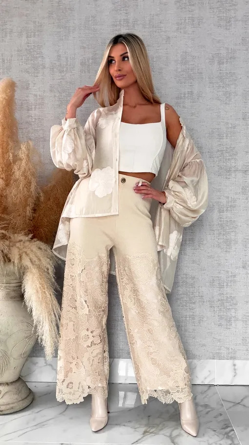 Super dzianinowe spodnie z koronkowymi nogawkami BEŻOWE - R728