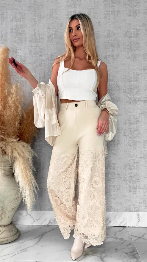 Super dzianinowe spodnie z koronkowymi nogawkami BEŻOWE - R728