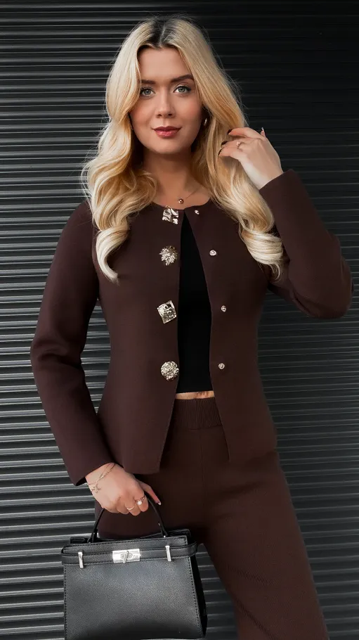 Dzianinowy jesienny komplet elegancki sweter + spodnie ONE SIZE czekolada - R316A