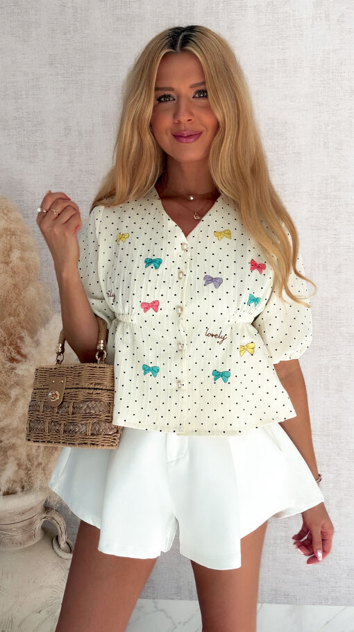 Stylowa bluzka w mini groszki z haftowanymi kokardami ONE SIZE - S045