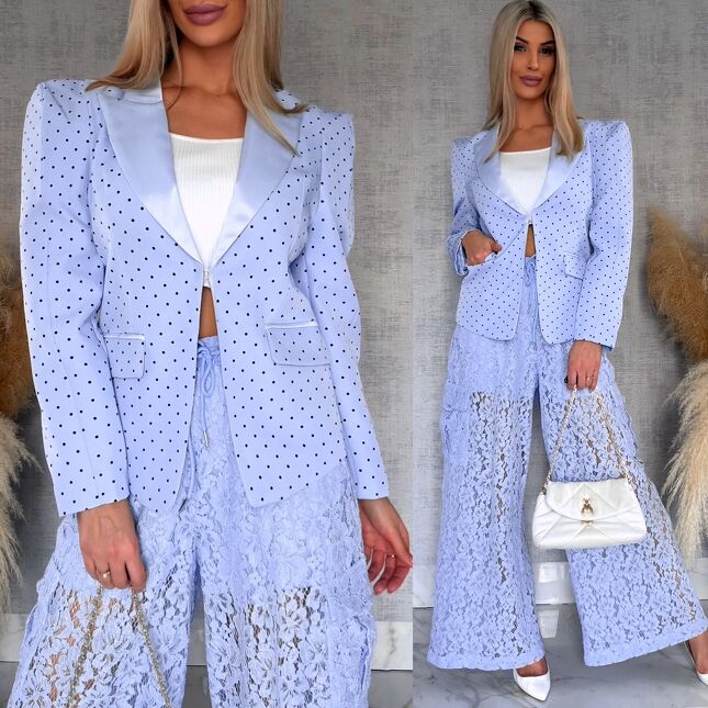 Modowa marynarka w mini groszki z usztywnianymi ramionami BLUE - R505