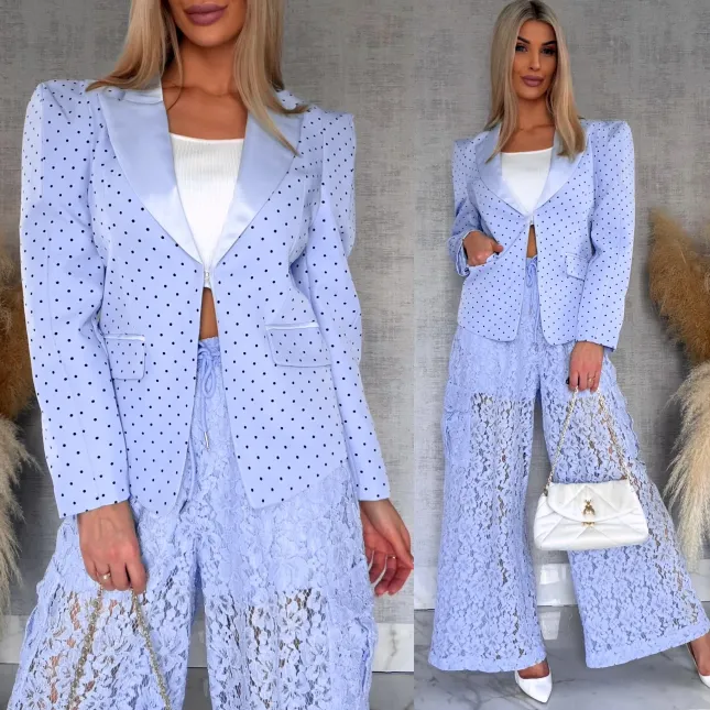 Modowa marynarka w mini groszki z usztywnianymi ramionami BLUE - R505