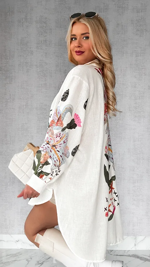 Asymetryczna lniana koszula w polne kwiaty OVERSIZE ecru - P326