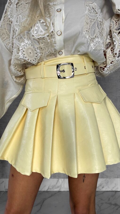 Skórzana spódniczka z plisowaniem + pasek pastelowa ŻÓŁTA - R588A