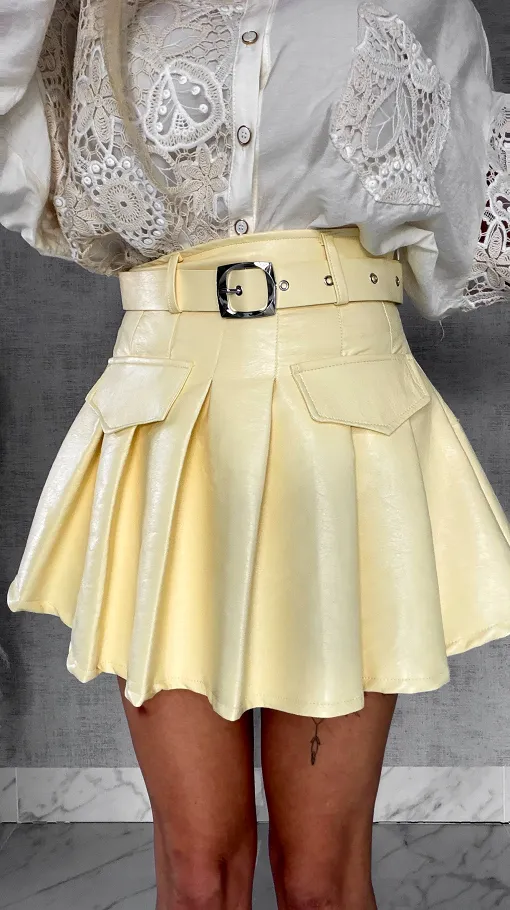 Skórzana spódniczka z plisowaniem + pasek pastelowa ŻÓŁTA - R588A
