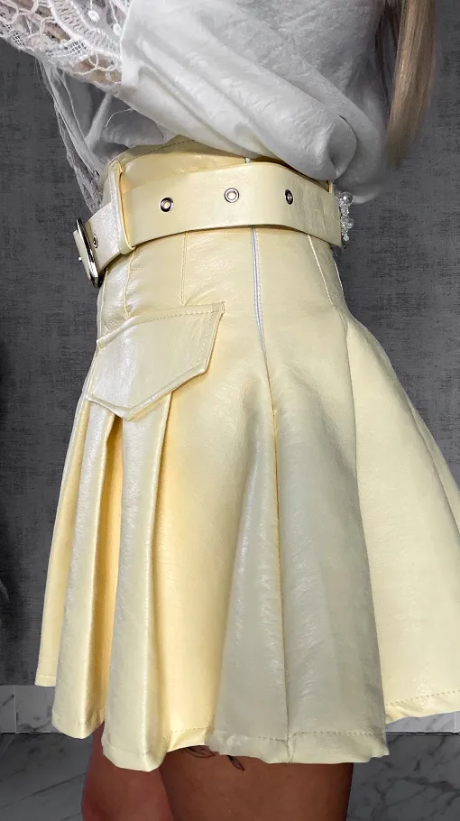 Skórzana spódniczka z plisowaniem + pasek pastelowa ŻÓŁTA - R588A