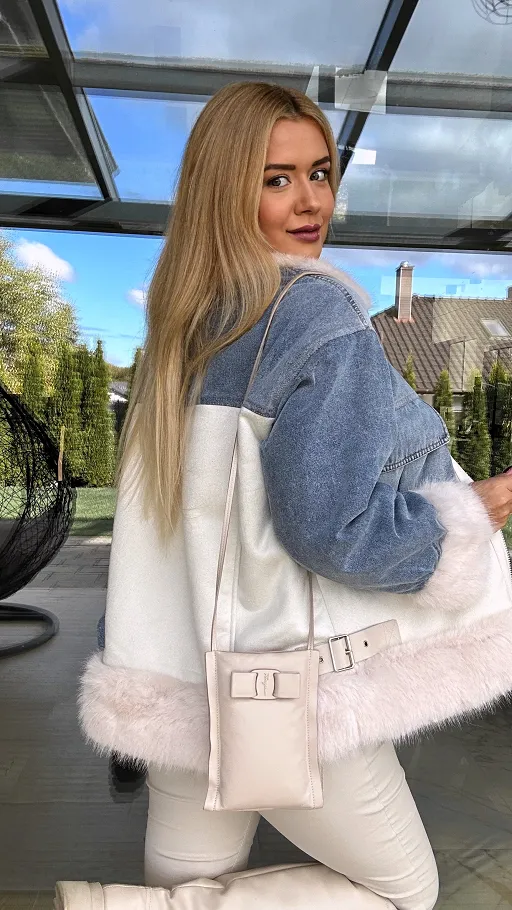 Kurtka jeansowa łączona z kożuszkiem i jasnym futerkiem - N873