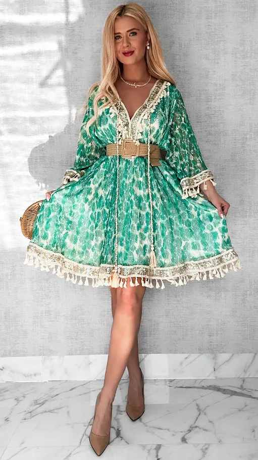 Luźna BOHO sukienka w cudownym zielonym kolorze ONE SIZE - P692A