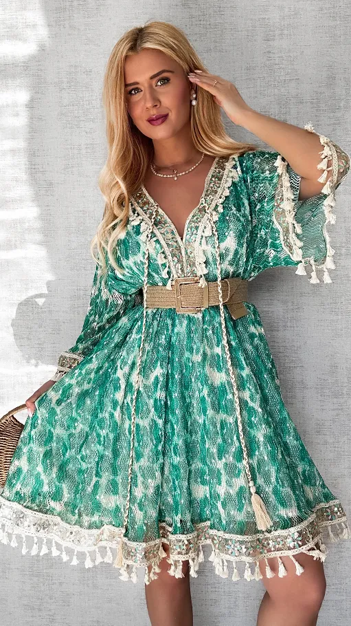 Luźna BOHO sukienka w cudownym zielonym kolorze ONE SIZE - P692A