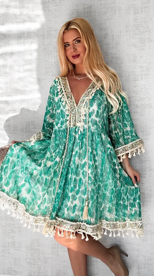 Luźna BOHO sukienka w cudownym zielonym kolorze ONE SIZE - P692A