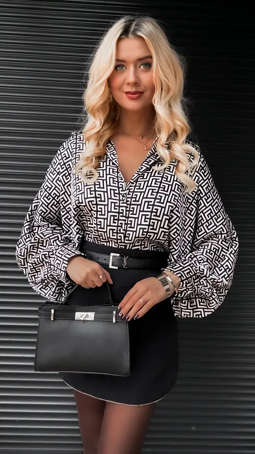 Luźna biało-czarna koszula w stylu nietoperz ONE SIZE - R370