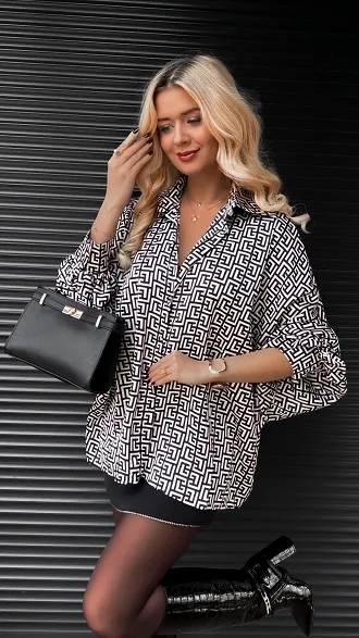 Luźna biało-czarna koszula w stylu nietoperz ONE SIZE - R370