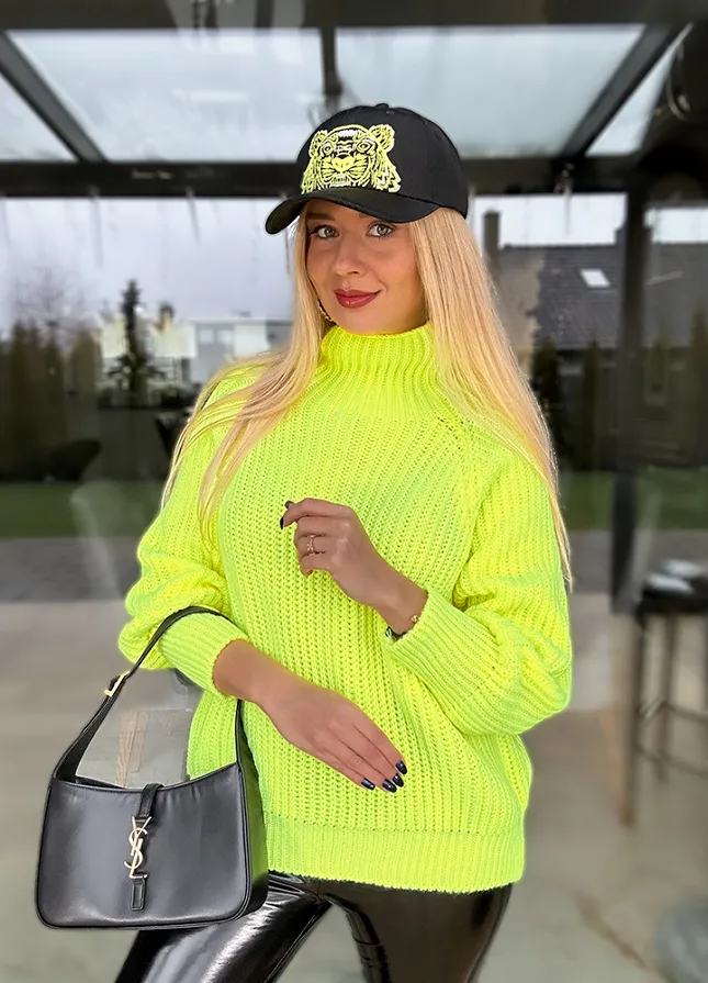 Klasyczny sweter OVERSIZE z golfem NEON - M461C