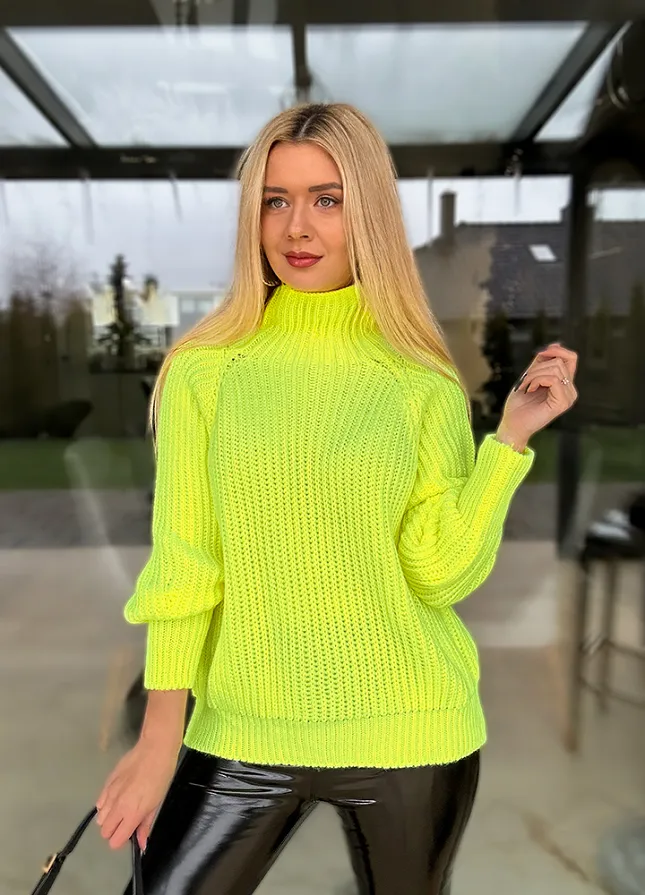 Klasyczny sweter OVERSIZE z golfem NEON - M461C