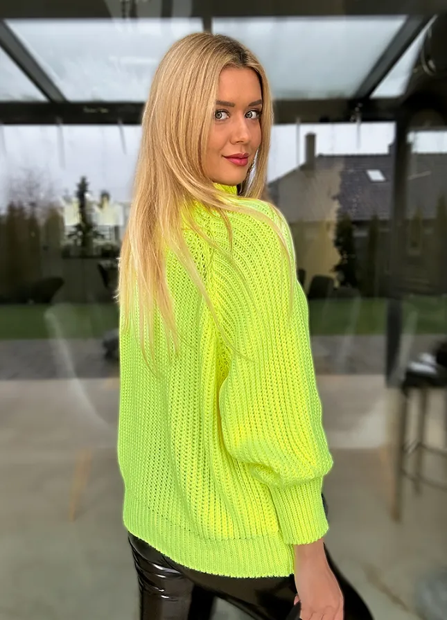 Klasyczny sweter OVERSIZE z golfem NEON - M461C