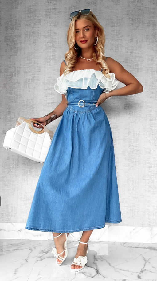 Długa sukienka z miękkiego jeansu z ozdobnym dekoltem - P754