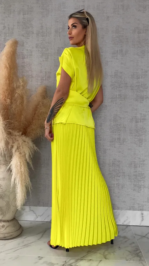 Elegancki satynowy komplet bluzka + maxi spódnica plisowana ONE SIZE kanarkowy - R667