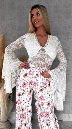 Koronkowa bluzka w szpic z dzwonkami ONE SIZE ecru - R683