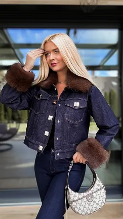 Mięciutka kurtka jeansowa ocieplana futerkiem DARK BLUE - R227A